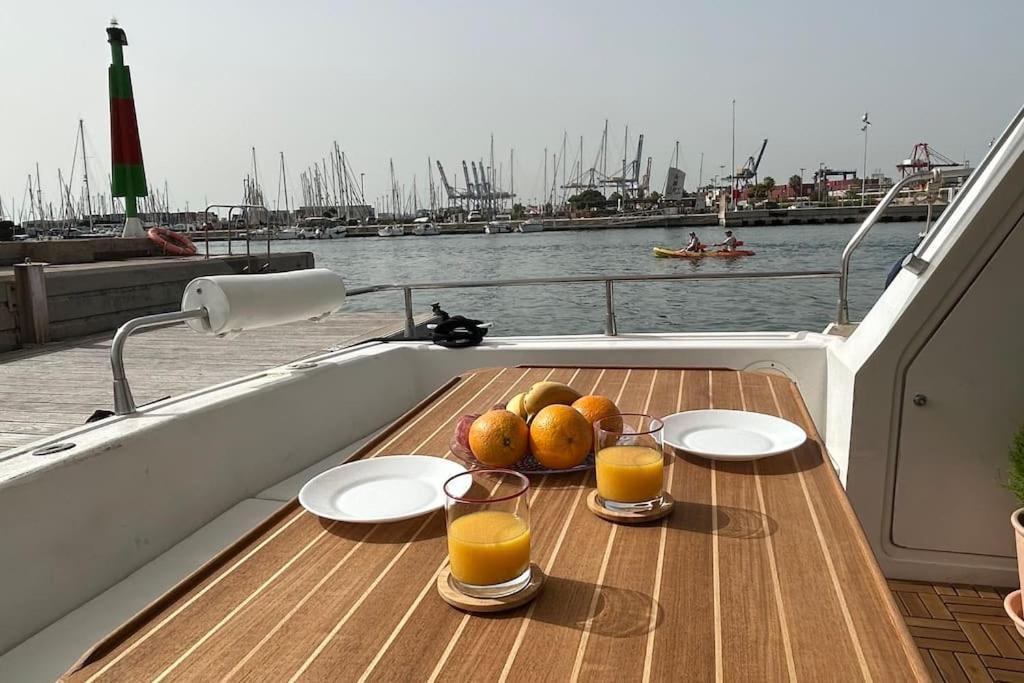 Barco Apartamento Playa Valencia Exteriör bild